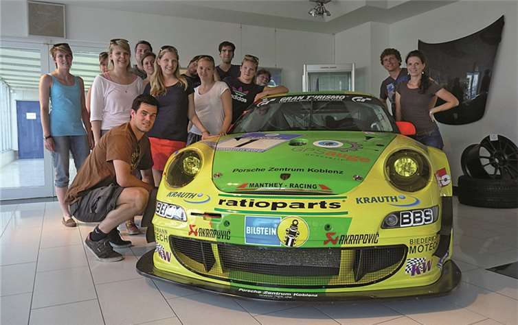 Auch die Besichtigung der Porsche-Werkstatt Manthey-Racing stand auf dem Programm.