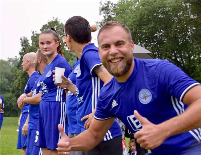 Auch die Eltern hatten große Freude (v.r. Sprecher des Schulelternbeirates, Willi Stroganov).