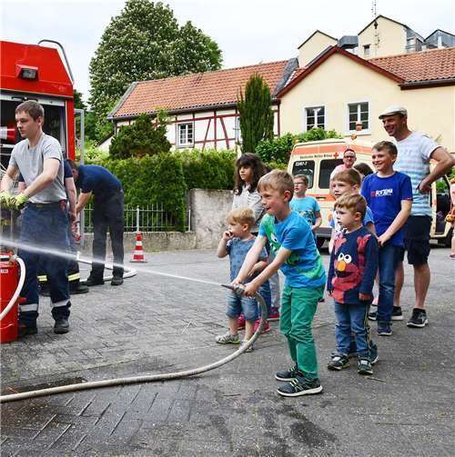 Auch die Feuerwehr sorgte für Kurzweil.