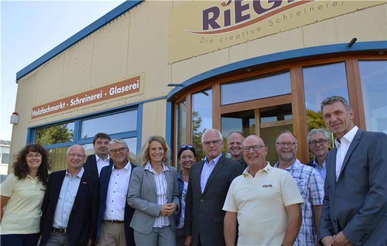 Auch die Firma Rieger aus Kaisersesch öffnete zum „Tag des Tischlerhandwerks“ ihre Pforten. Fotos: Tischler-Innung Mayen