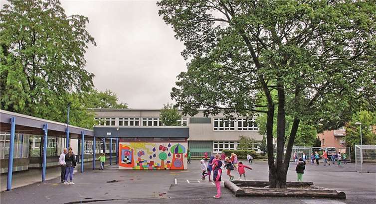 Auch die Gemeinschaftsgrundschule Sürster Weg steht im Mittelpunkt des Klimakonzeptes der Stadt Rheinbach und wird energetisch saniert.
