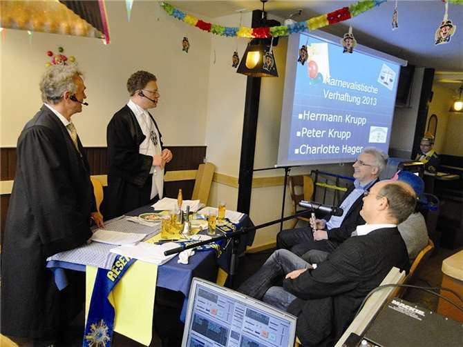 Auch die Geschäftsführer von Blick aktuell, Hermann und Peter Krupp, mussten sich vor Gericht verantworten.privat