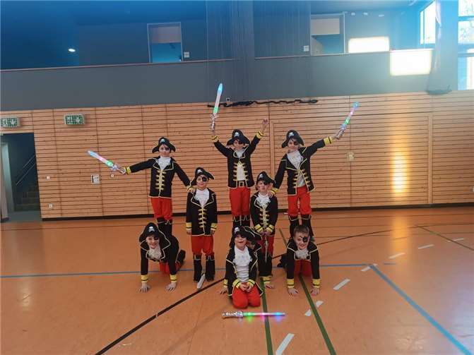 Auch die Jungs-Tanzgruppe zeugte, was in ihr steckte.