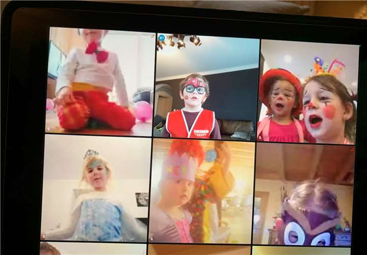 Auch die Kinder waren eifrig mit dabei.