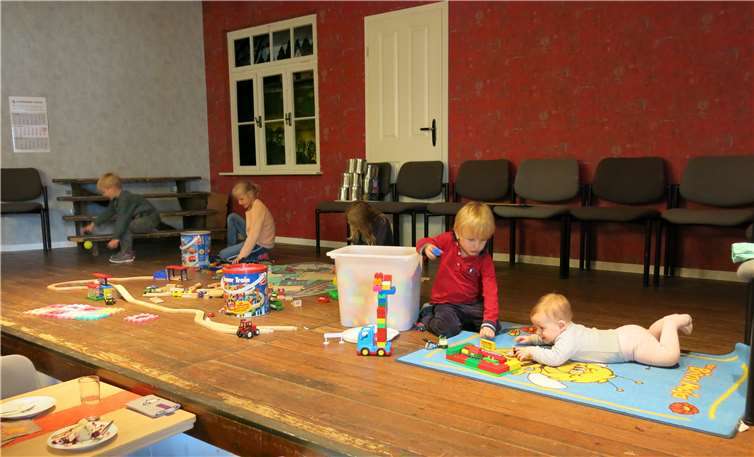 Auch die Kleinsten erfreuten sich an den Spielmöglichkeiten.