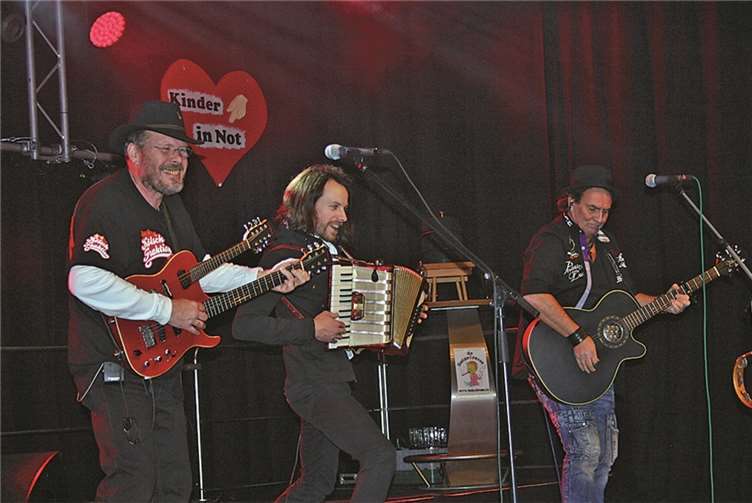 Auch die „Kölsch Fraktion“ wusste musikalisch absolut zu überzeugen.