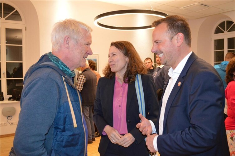 Auch die Landrätin Cornelia Weigand kam ins Rathaus.  Fotos: AB