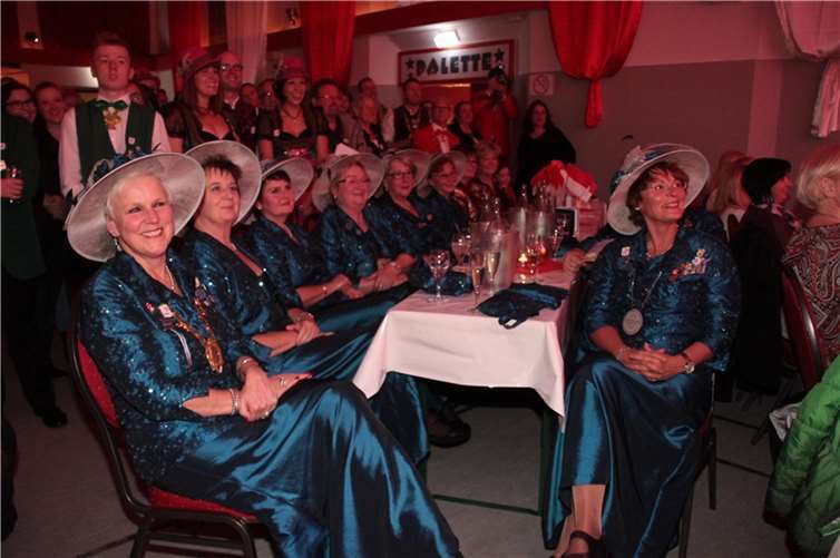 Auch die Möhnen hatten sichtlich viel Spaß. 