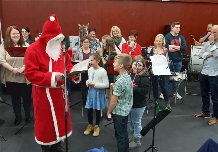 Auch die Nachwuchsmusiker wurden beschenkt.