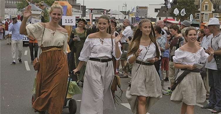 Auch die Tanzabteilung des TUS Klotten präsentierte sich in tollen Kostümen.