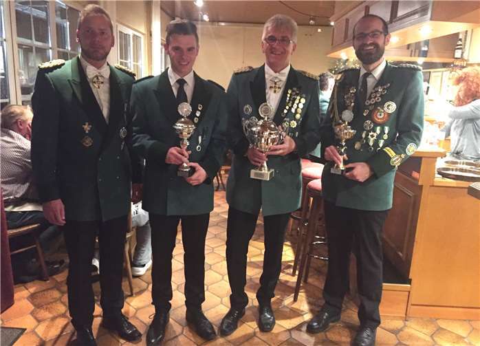 Auch die Vereinsmeister der Sportschützen wurden ausgezeichnet.