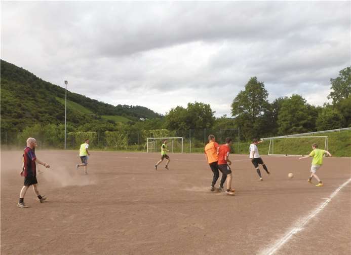 Auch die Zweite ist in den letzten Tagen in die neue Saison 2015/2016 gestartet. Privat