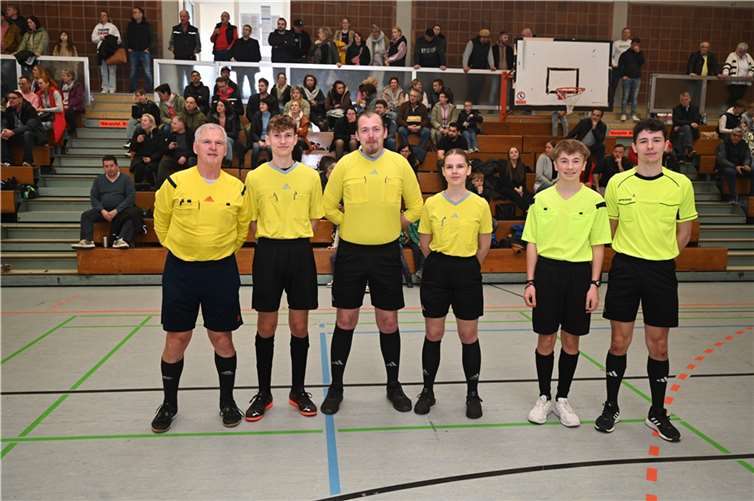 Auch die sechs in Mayen anwesenden Schiedsrichter waren im Dienst der guten Sache.