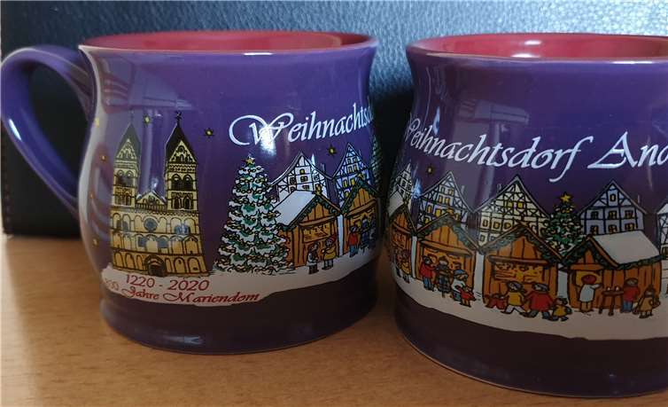 Auch dieses Jahr gibt es eine Sonderedition der Glühweintassen.