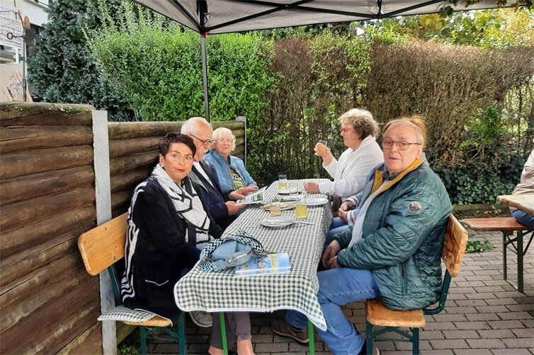 Auch draußen gab es gute Laune