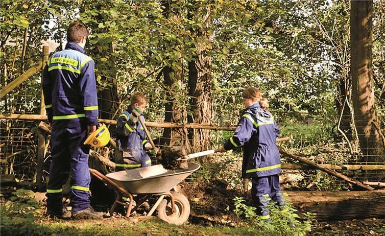 Auch ein Komposthaufen wurde angelegt.