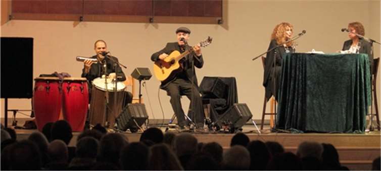 Auch eine Konzertlesung gehörte zum Programm des Partnerschaftsfestes. privat