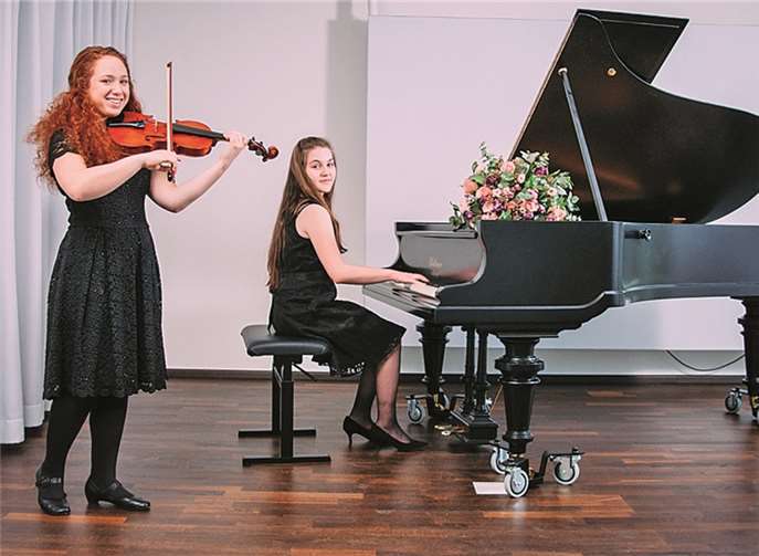 Auch erfolgreich waren die Schülerinnen im Duo Klavier/Geige.