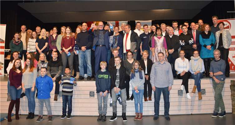 Auch fünf Mitglieder der Willems Kampfkunst Akademie wurden von der Stadt ausgezeichnet.privat