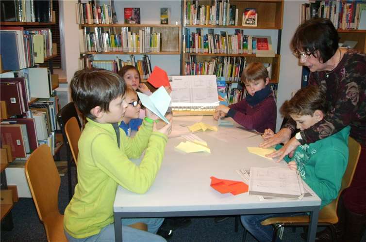 Auch gebastelt wurde in der Büchernacht.