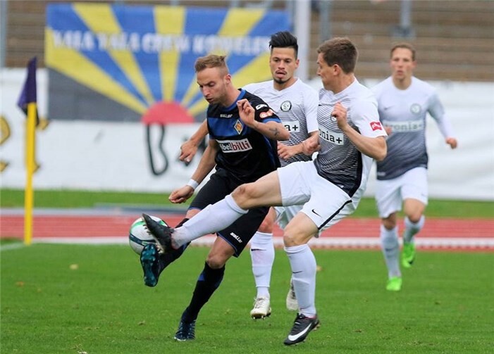 Auch hier konnte sich Kevin Lahn gegen die Abwehr derElversberger nicht durchsetzen. TH