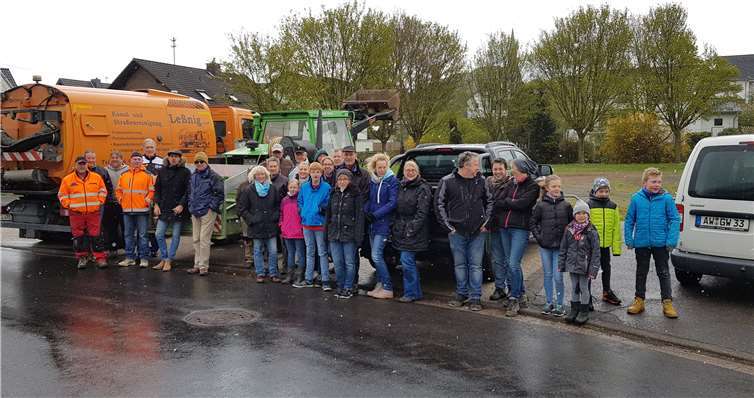 Auch im Rosendorf Löhndorf trafen sich die Bürger zur Reinigungsaktion.Foto: privat