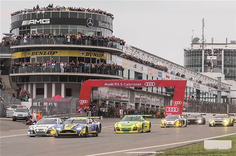 Auch im kommenden Jahr werden die Besucher spannende Starts beim ADAC Zurich 24h-Rennen erleben. privat