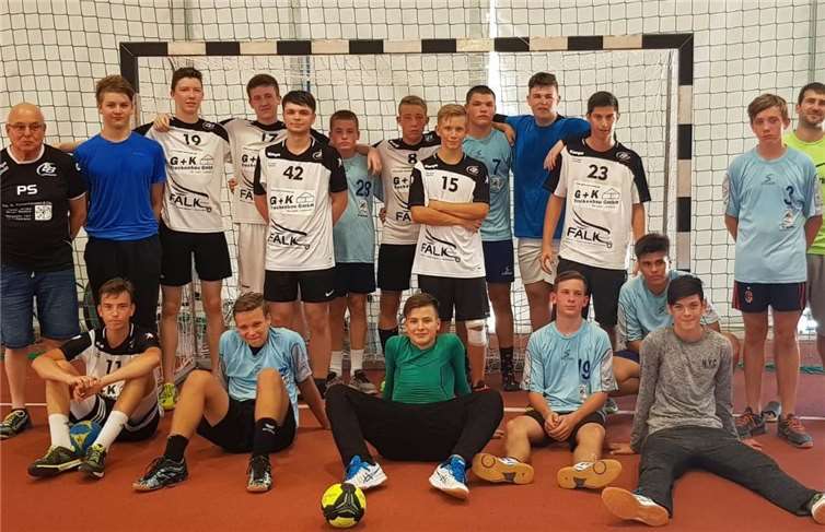 Auch in Ungarn wurde das Handballspielen nicht vernachlässigt. Privat