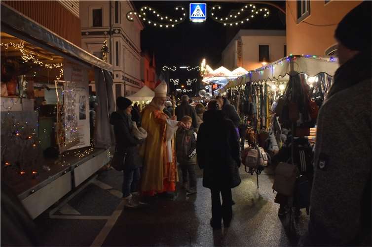 Auch in der Bendorfer Hauptstraße war noch zweieinhalb Tage lang Weihnachtsmarkt...