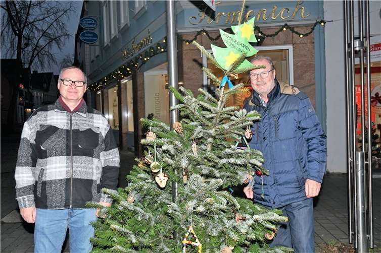 Auch in diesem Jahr führte die Altenhilfe Rheinbach e.V. in der Adventszeit wieder eine Weihnachtsaktion durch. Foto: privat