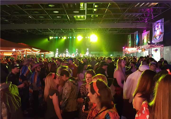 Auch in diesem Jahr ist Party pur angesagt bei dem 49. Fußballerball in Engers. Foto: privat