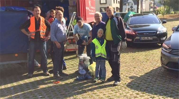 Auch in diesem Jahr werden wieder Mitglieder der Kolpingfamilie Nievern-Fachbach-Miellen die Kleidersammlung durchführen. Gerne dürfen Helfer/innen mitmachen. privat