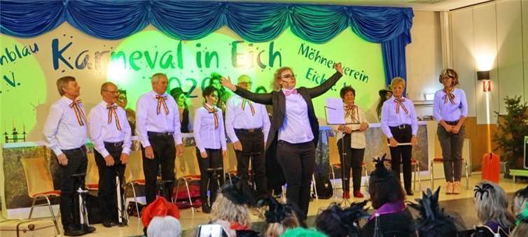 Auch mit Gesang konnte der Hexenkessel zum Kochen gebracht werden.Fotos: privat