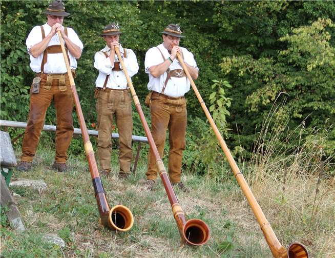 Auch musikalisch erinnerte so einiges an deutsche Bergregionen.