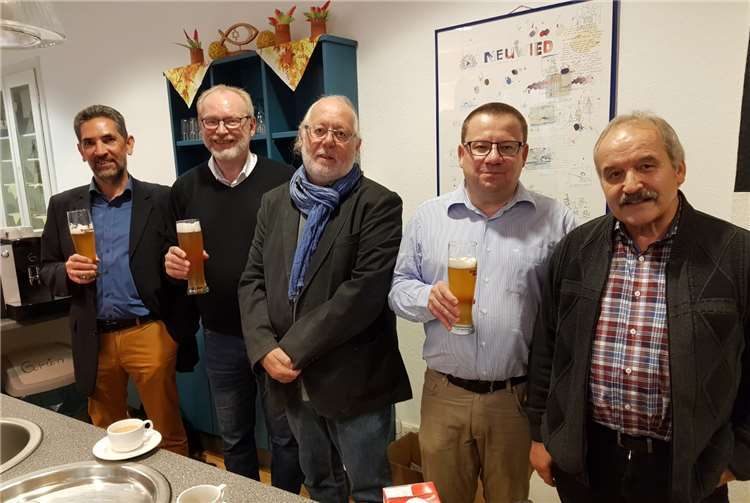 Auch nach dem Gottesdienst in gemütlicher Runde gab es jede Menge Gesprächsbedarf. Foto: privat