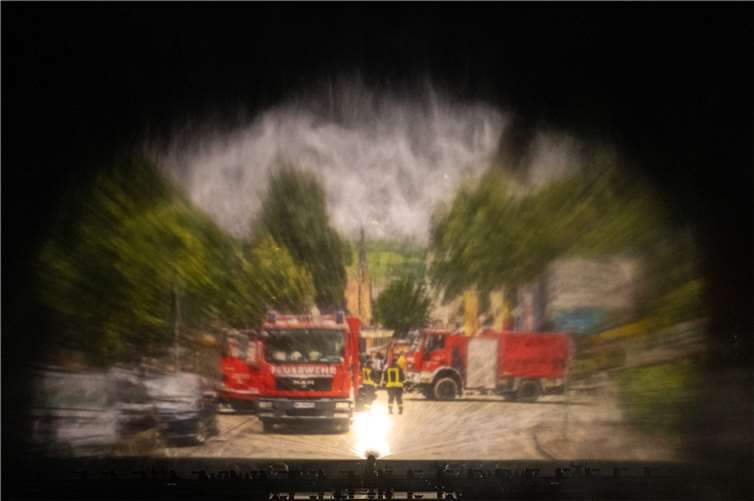 Auch nachdenkliche Momente mit Bildern von der Hilfe nach der Flutkatastrophe gehörten dazu.  Foto: © Dominik Ketz