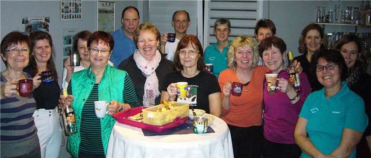 Auch ohne Schnee und winterliche Temperaturen war das Glühwein-Walking ein Erfolg.privat