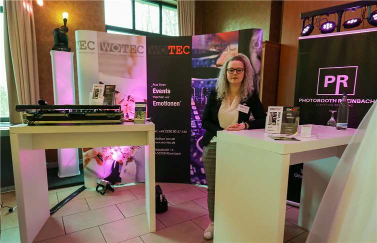 Auch über die richtige Veranstaltungstechnik fürMusik und Reden konnte man sich informieren. Fotos: CEW