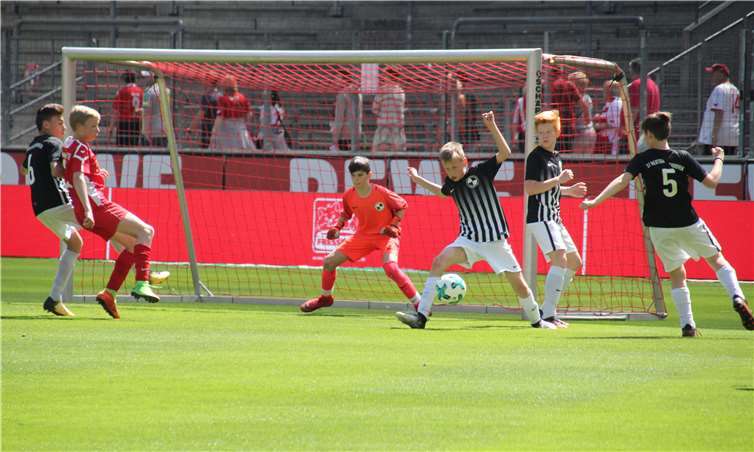 Auch wenn die Kicker der Hertha aus Buschhoven nicht als Sieger nach Hause gingen, war das Turnier ein unvergessliches Erlebnis für alle. Privat