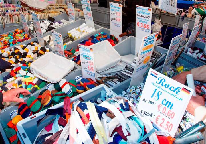 Auch werden wieder diverse Kurzwaren angeboten.