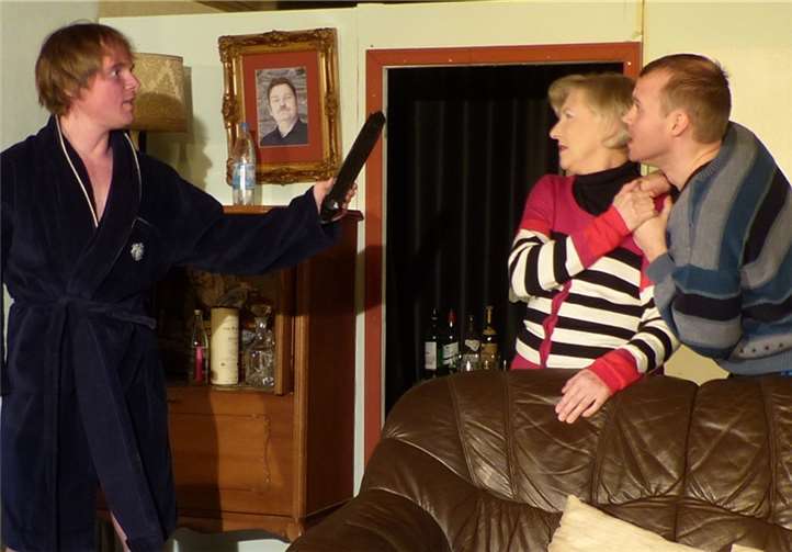 Auch zum Jahresabschluss bietet das Theater Mittelrhein Unterhaltsames. privat