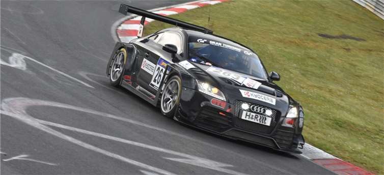 Audi TTRS für das 24h-Rennen.  Werner Röder
