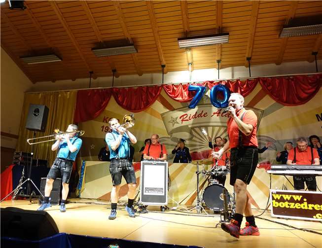 Auf Abschiedstournee: „De Botzedresse“ aus Niederzissen.