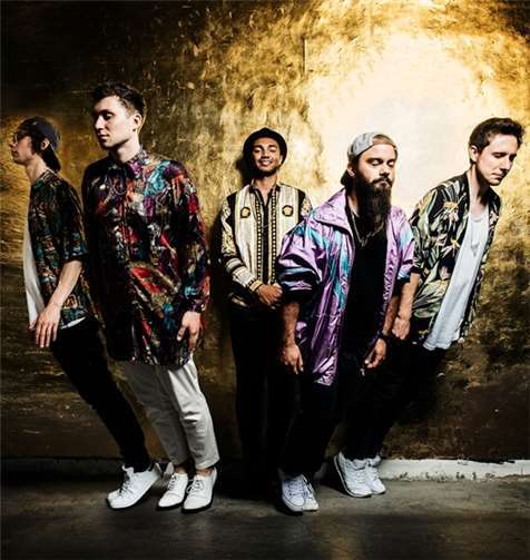 Auf Bühne 1 ist die Mannheimer Rhythm’n’Blues-Combo „IZE“ zu hören.Felix Nürmbeger