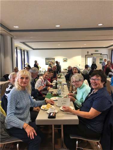 Auf Einladung der Ortsgruppe Kaisersesch machte sich eine Gruppe des Eifelvereins Bad Breisig auf den Weg nach Kaisersesch.  Foto: privat