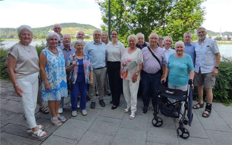 Auf Einladung der Senioren-Union des Kreises Ahrweiler informierte Stefanie Schmidt-Enskat, Pflegedienstleiterin des Ambulanten Pflegedienstes, umfassend über Unterstützungsangebote im Pflegebereich. Foto: Harald Trinkaus