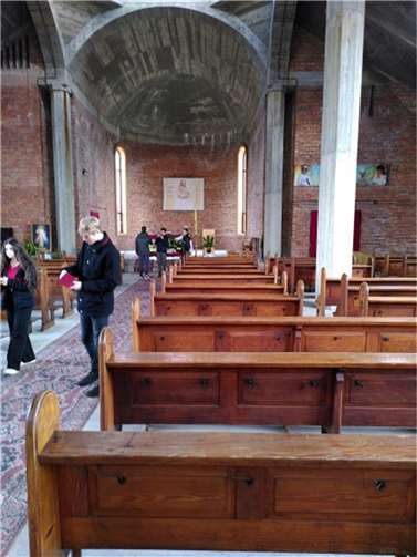 Auf Einladung der katholischen Pfarrei in Dzialoszyn besuchten insgesamt dreizehn Jugendliche und deren Begleiter Polen. Foto: privat