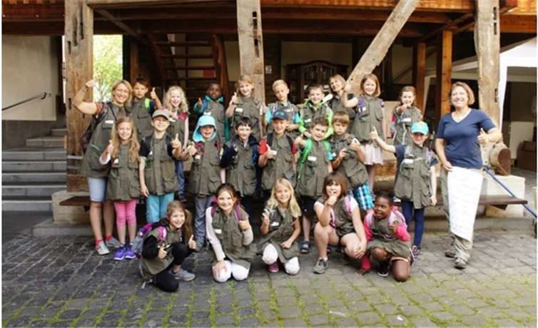 Auf „Entdeckerwesten-Tour“ begaben sich die Grundschüler aus Buschhoven im Rheinbacher Stadtwald.privat