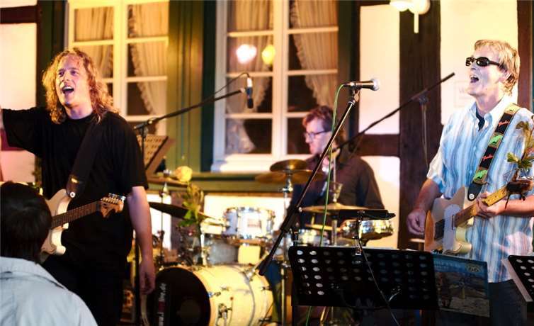 Auf Rock und Pop der 60er- und 70er-Jahre dürfen sich die Gäste zum Abschluss von „Kultur im Hof“ freuen. privat