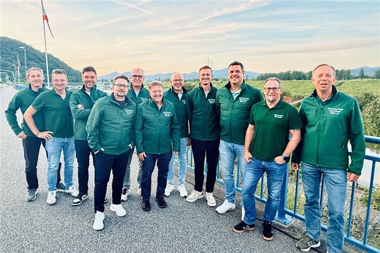 Auf dem Foto v.l.n.r der neue Vorstand:: Thilo Schreiber-Pistono, Irek Becker, Thomas Vontz, Silvio Schulz, Joachim Susok, Uli Kostrewa, Jürgen Walbröl, Miro Koll, Benjamin Kauert, Benjamin Grobelny, Andreas Köpping (es fehlt Carsten Monjau)